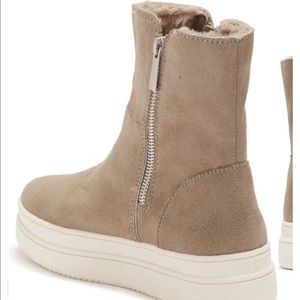 JSLIDES Faux fur lined waterproof sneakers